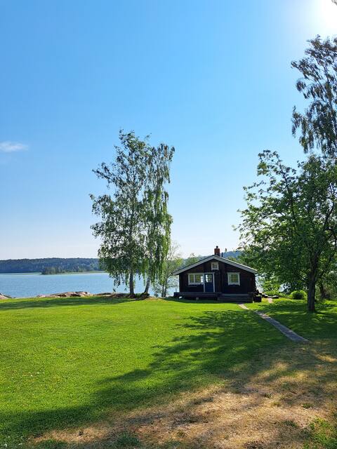 Stock house with beautiful views of the Ferry Strait