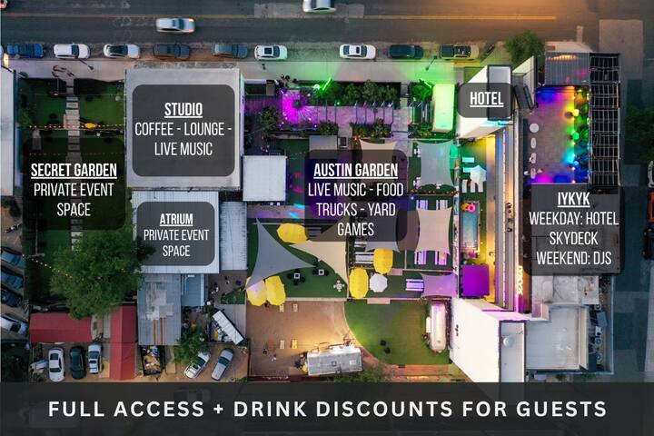 Inn Cahoots on 6th: 15 BR/39 Beds, Pool, Roofdeck gallery image 5