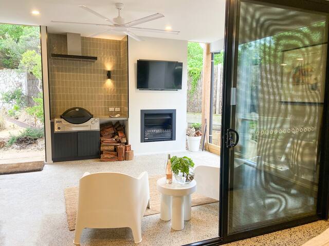 “White Horses” – Luxury Coastal Glamour gallery image 2