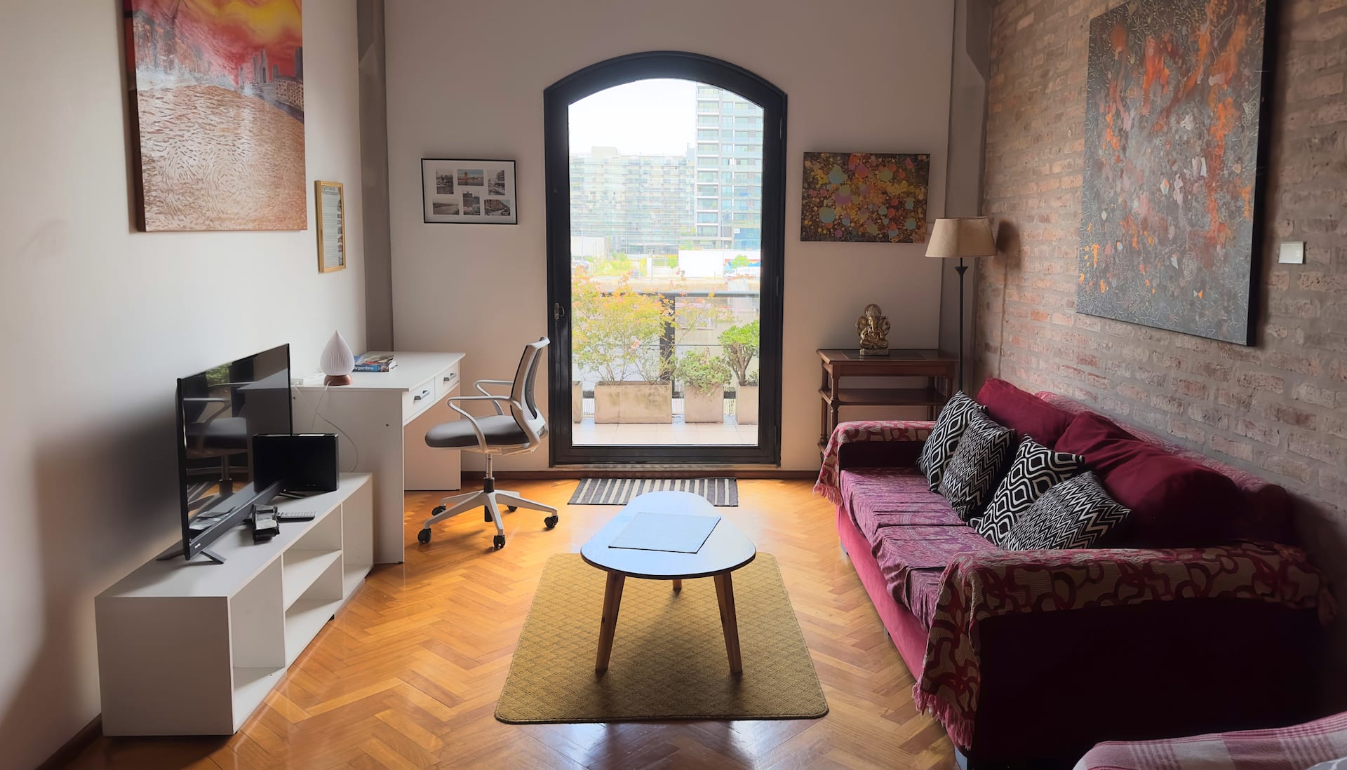 Трёхкомнатная квартира с 2 спальнями и террасой 2 x 7 м в Puerto Madero