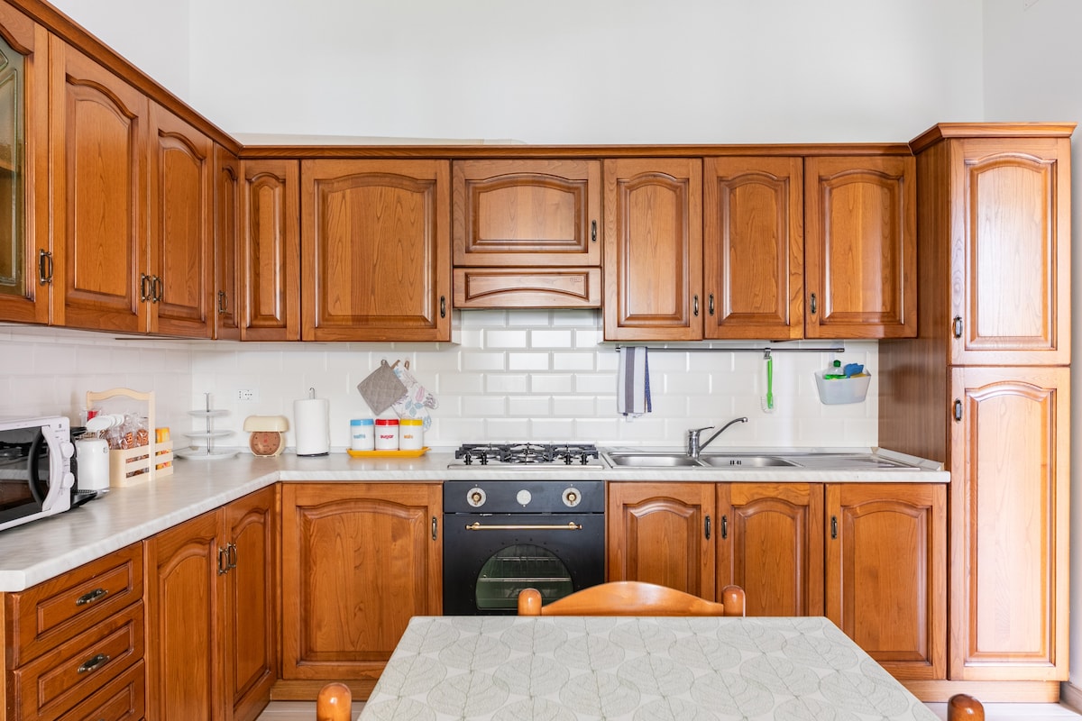 Leistungsstarkes Airbnb: A STONE'S THROW FROM THE SEA, Cà ad chi quatar sgumbié in Cesenatico