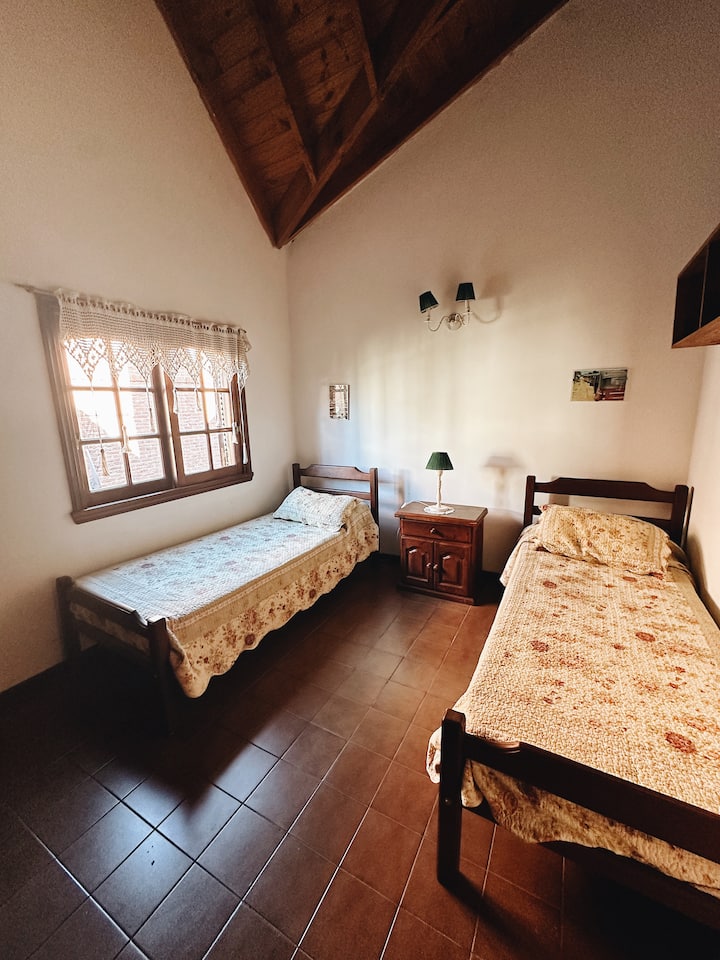 საძინებელი 2