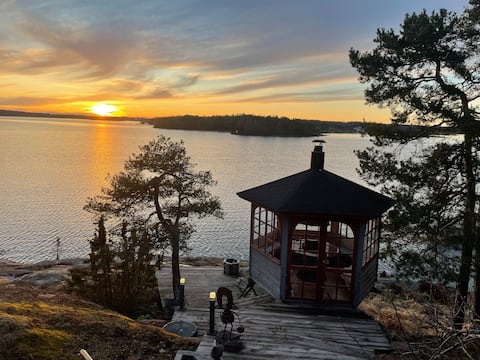 beach/spa bath/sauna facing west 10km from M:hamn