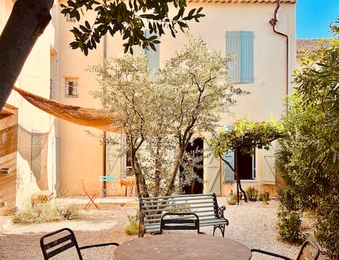 Charming village house, view of Mont Ventoux