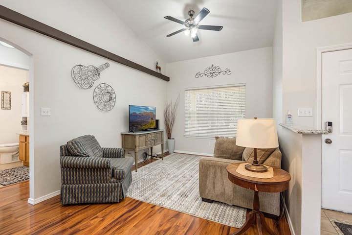 Home Near Red Hawk Golf - Las Cruces, NM