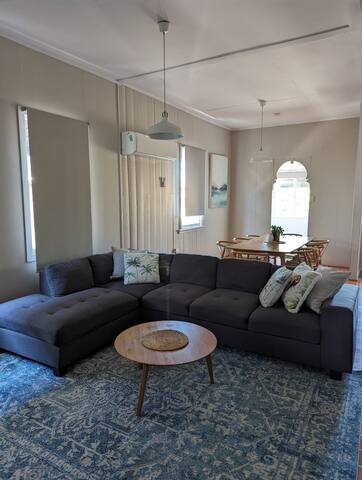 5 Bed 2 Bath Spacious Home, Abode on Kent gallery image 3