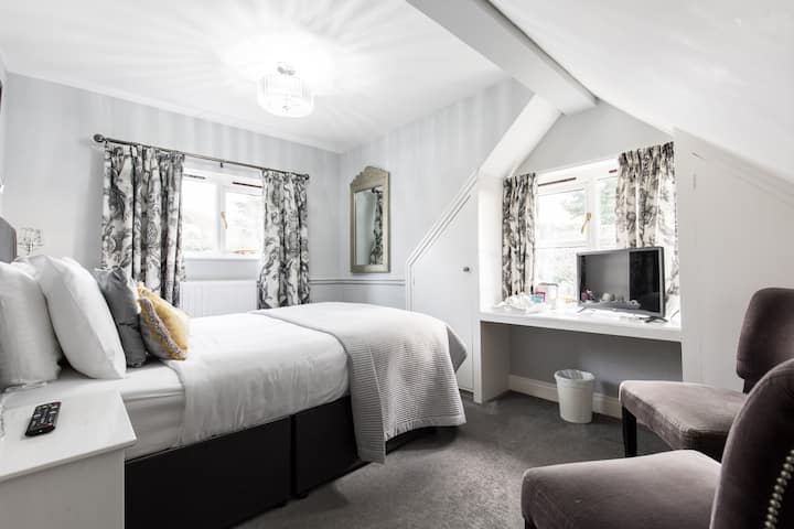 Bedroom 14