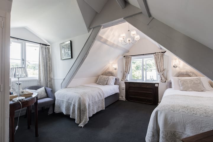 Bedroom 11
