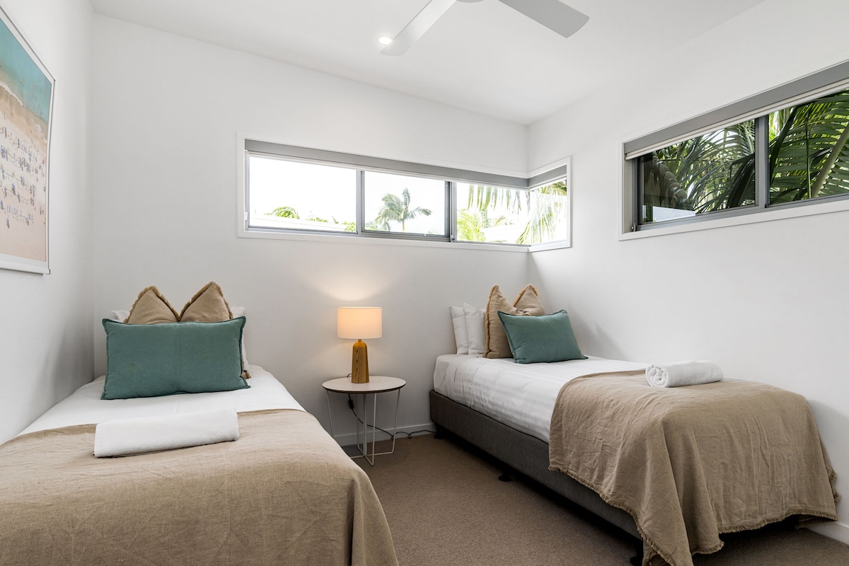 El dormitorio 4 se puede convertir en 1 cama tamaño king o 2 individuales 