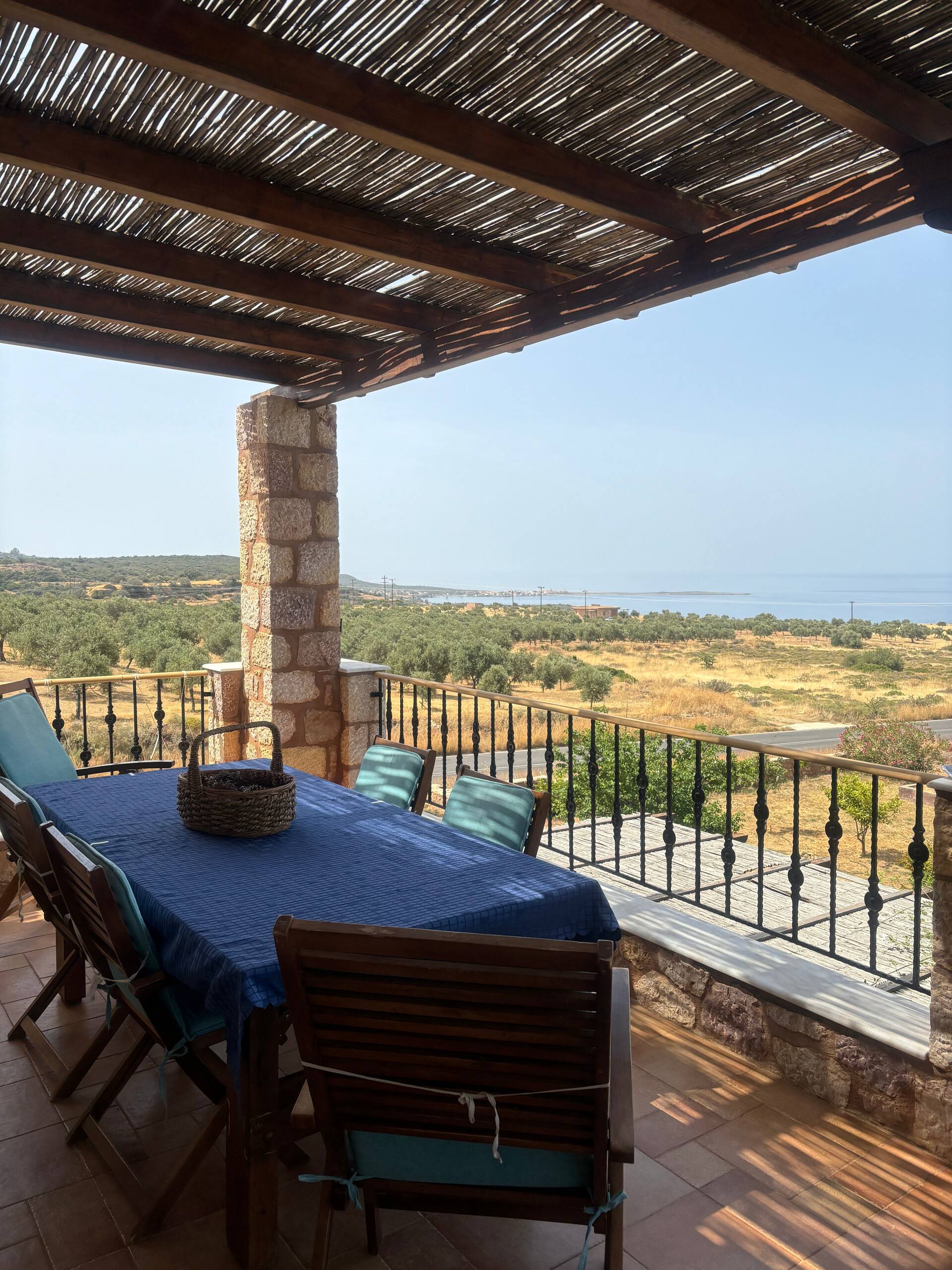 "Villa Othon-Leni" - Panoramic Sea View & Traditional Luxury — photo 3