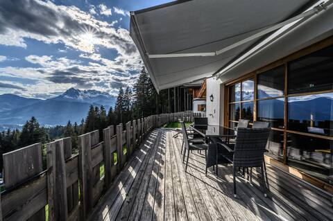 Chalet with wonderful views