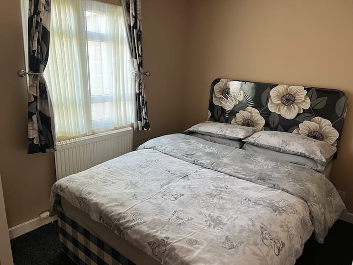 חדר שינה 2
