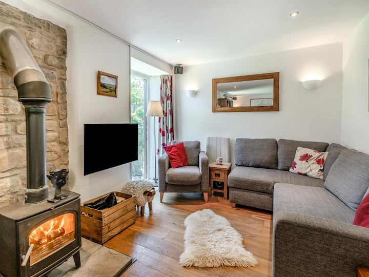 Lilac Cottage, Near Abergavenny, Brecon Beacons - Abergavenny