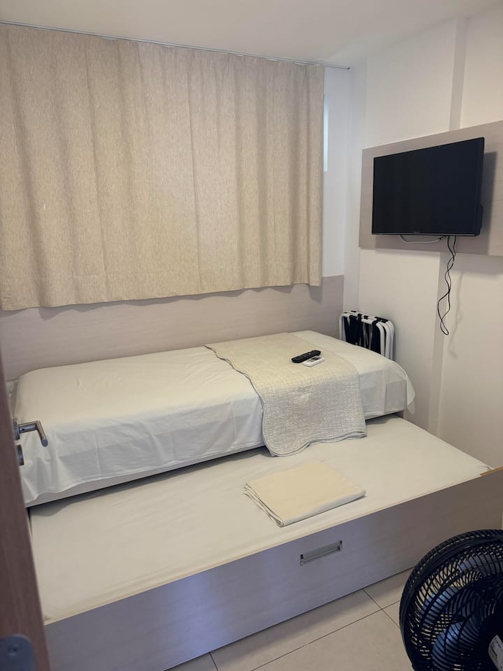 غرفة النوم 2