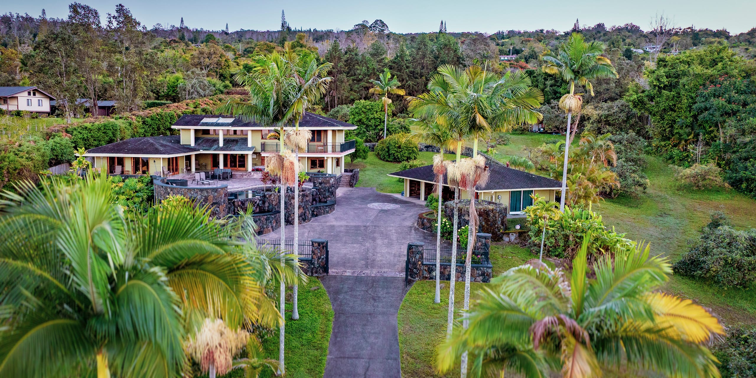 Luxury Pool, Oceanview, 7 acres of avos & fruit - Photo 30