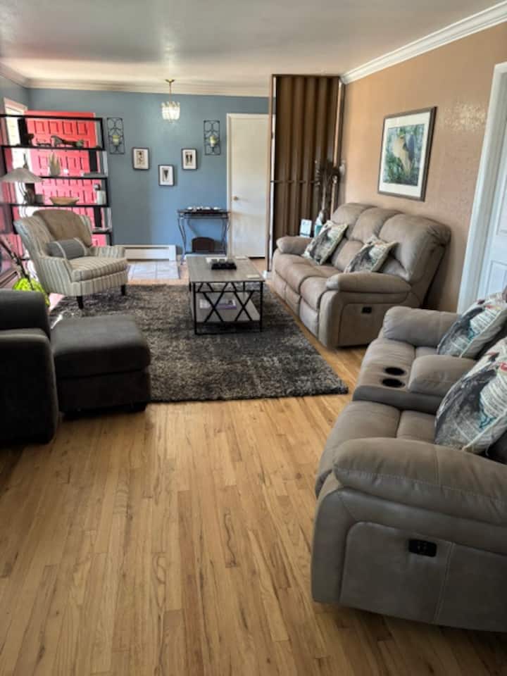 Big & Cozy Foco Home:  Mid Town-csu-4min Downtown - Fort Collins, CO
