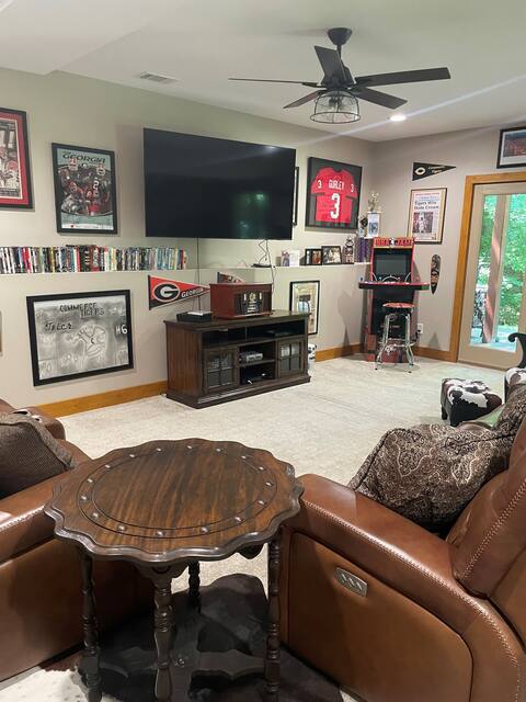 Nice, Private Basement All To Yourself