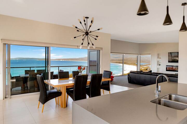 Tranquility Bay of Fires gallery image 2