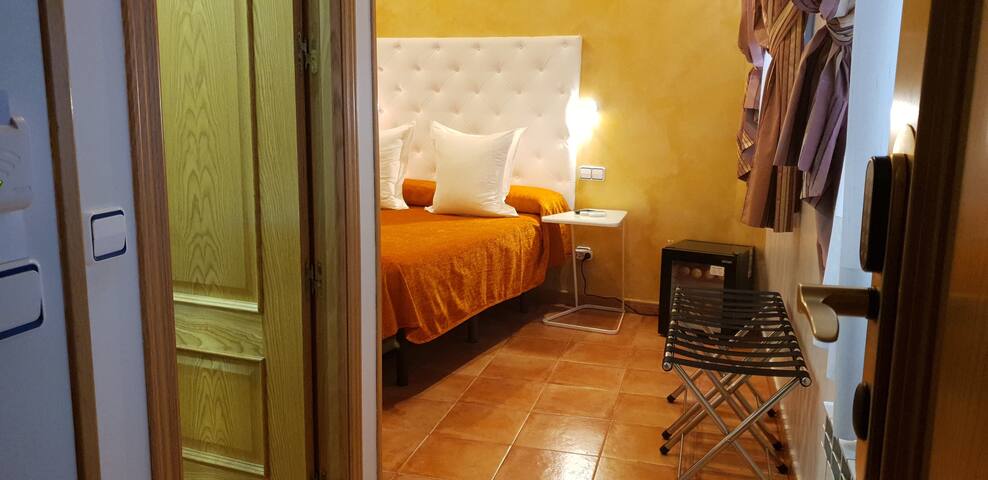 Hostal Las Fuentes managed Airbnb listing 3