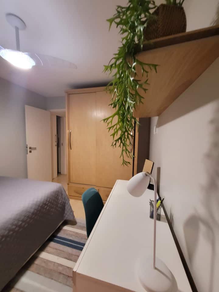 Room  casal.com desk