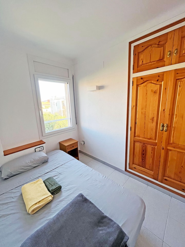 غرفة النوم 2