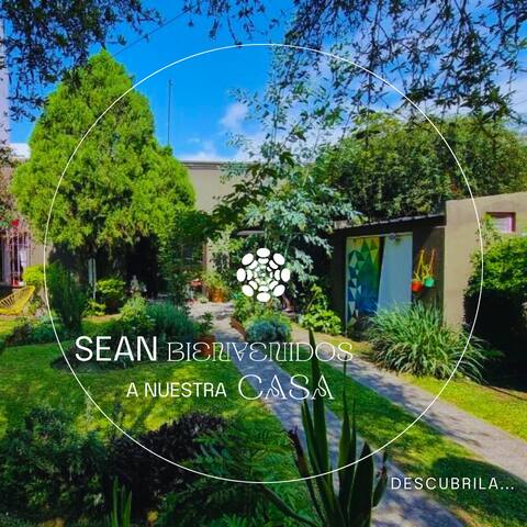 Double room with private bathroom in Casa Yunga