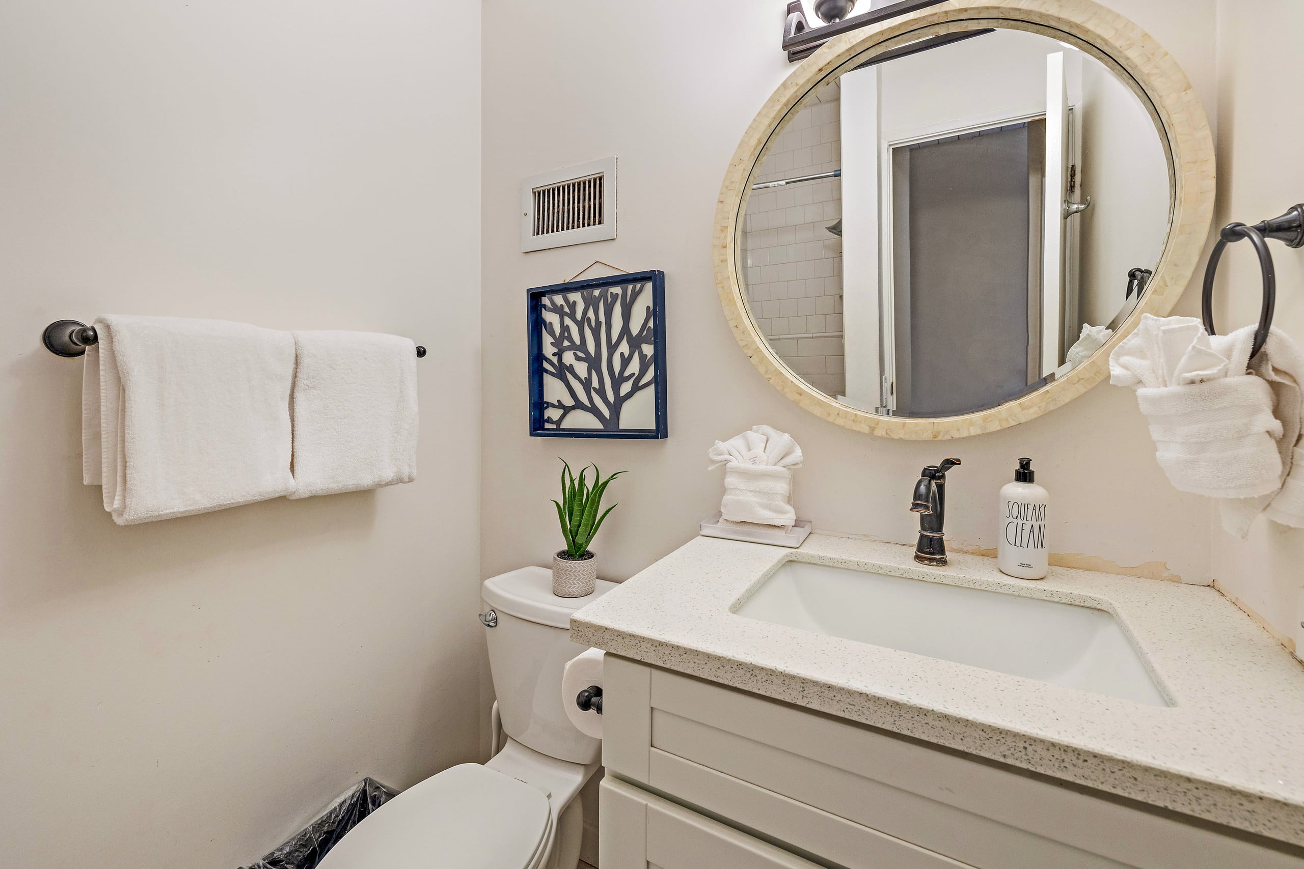 Condo in Wailuku · ★4.68 · 3 bedrooms · 3 beds · 2 baths - Image 18