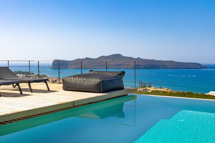 Lux Villa ★Heated pool ★ 500mt to Stalos beach gallery image 5