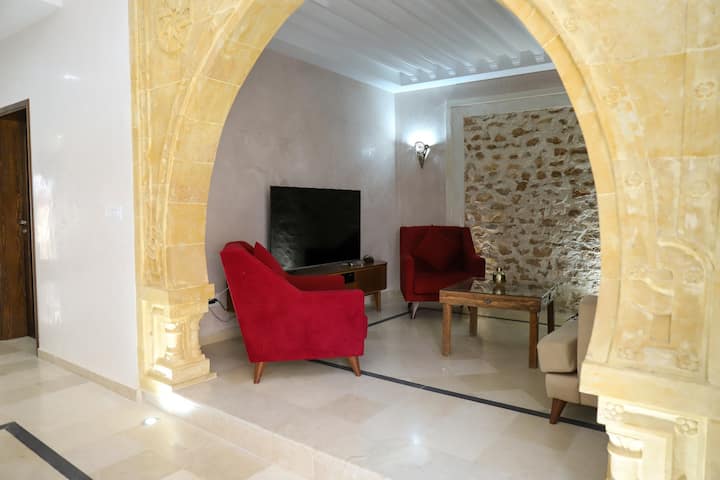 Luxueuse Villa Djerba à 8mn De La Zone Touristique - Tunísia
