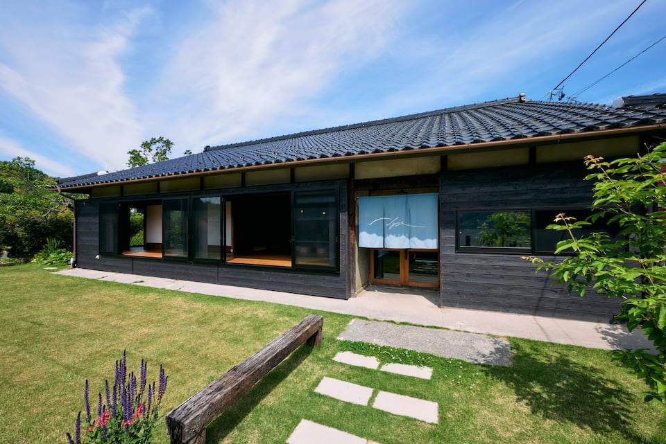 Nagare, a 100-year-old house facing the Central Alps, Iijima, Nagano, Japan, photo 1 of 10