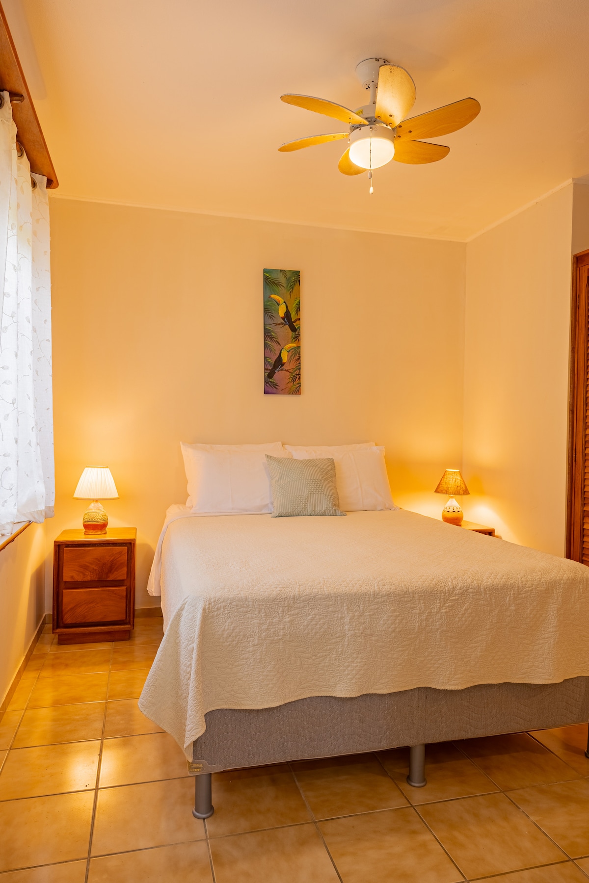 غرفة النوم 2