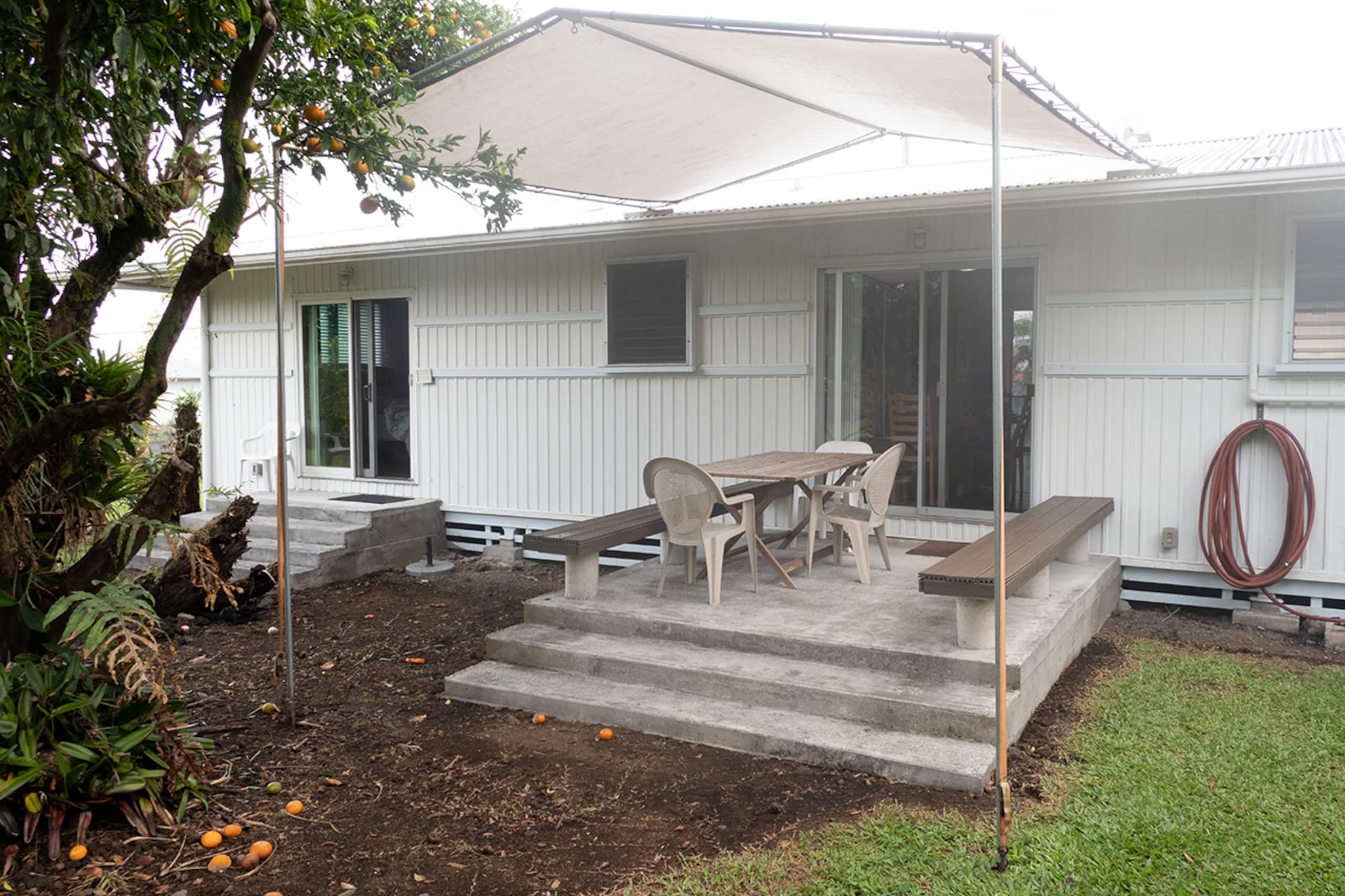 Home in Hilo · ★4.77 · 3 bedrooms · 4 beds · 2.5 private baths - Image 13