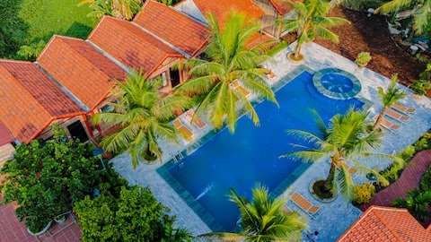 Bungalow Family | 2 King Beds | Breakfast | TamCoc