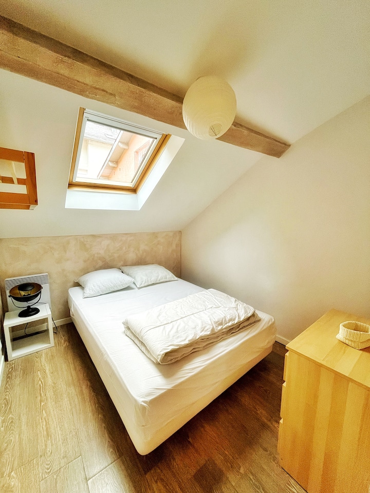 საძინებელი 1