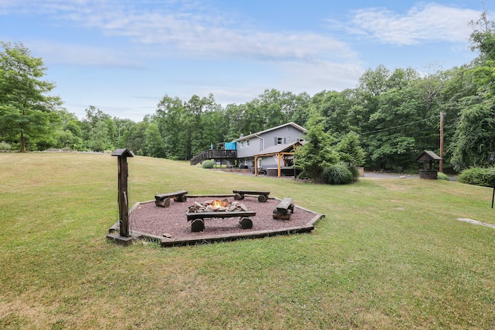 Cherry Lane Sanctuary, Rustic Retreat On 6 Acres With Sauna/ Hot Tub/ Pool/ Golf - Pennsylvania