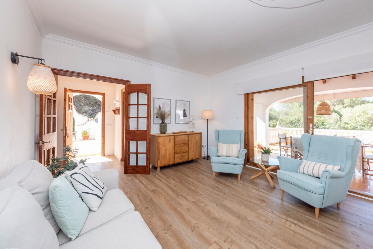 Popular Airbnb listing: House in Menorca with a private pool (Marmirada) in Sant Lluís