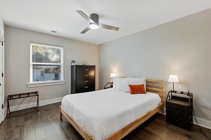 חדר שינה 2 (מיטת קווין סייז)