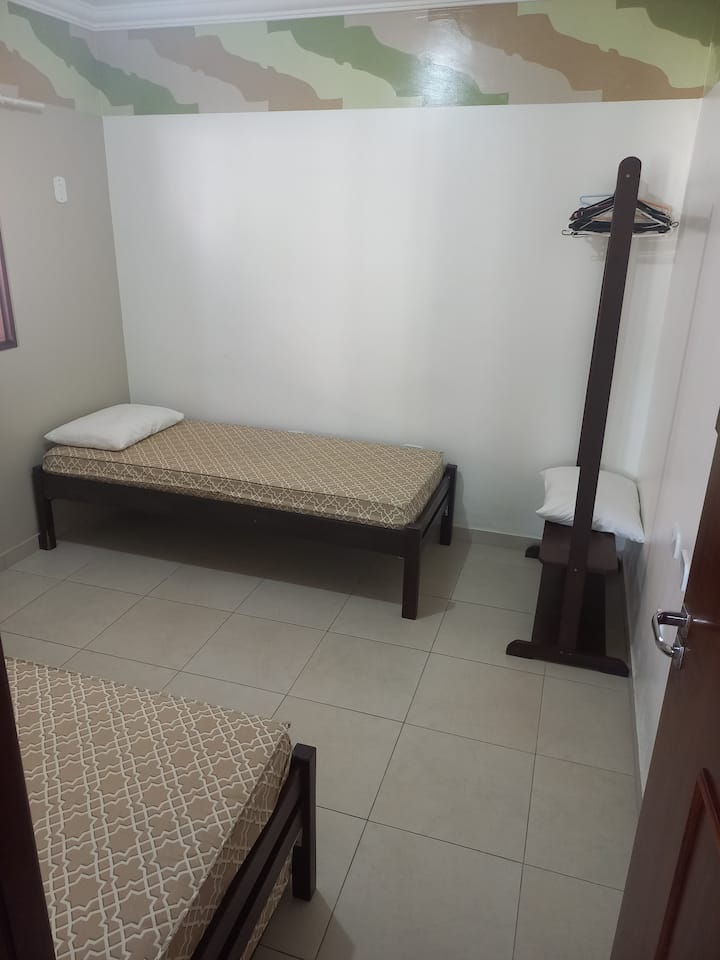 Dhomë gjumi 2