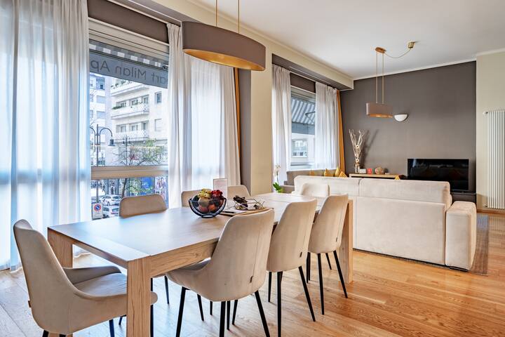 Stunning 4 Bedrooms, 10 Guests – Duomo District gallery image 3