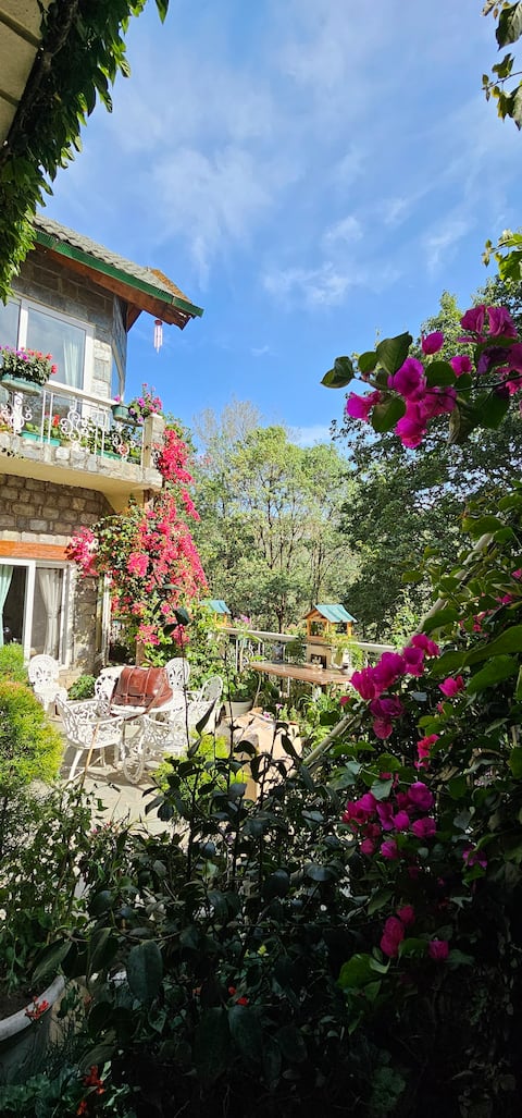 La Belle Vie Naukuchiatal, Bhimtal, Nainital