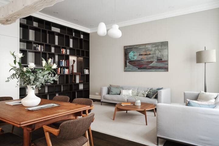 Luxury apartment near the Famous Charles Bridge gallery image 3
