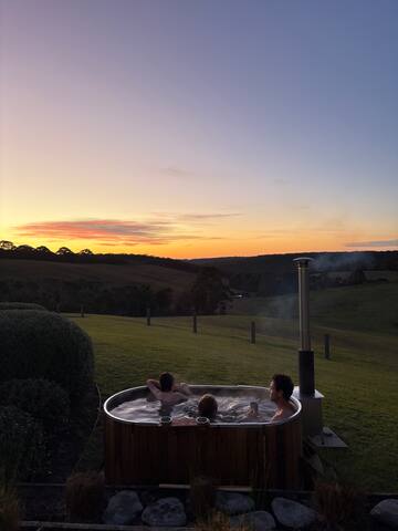 Wensley – Rustic Luxury, Great Ocean Rd Hinterland gallery image 2