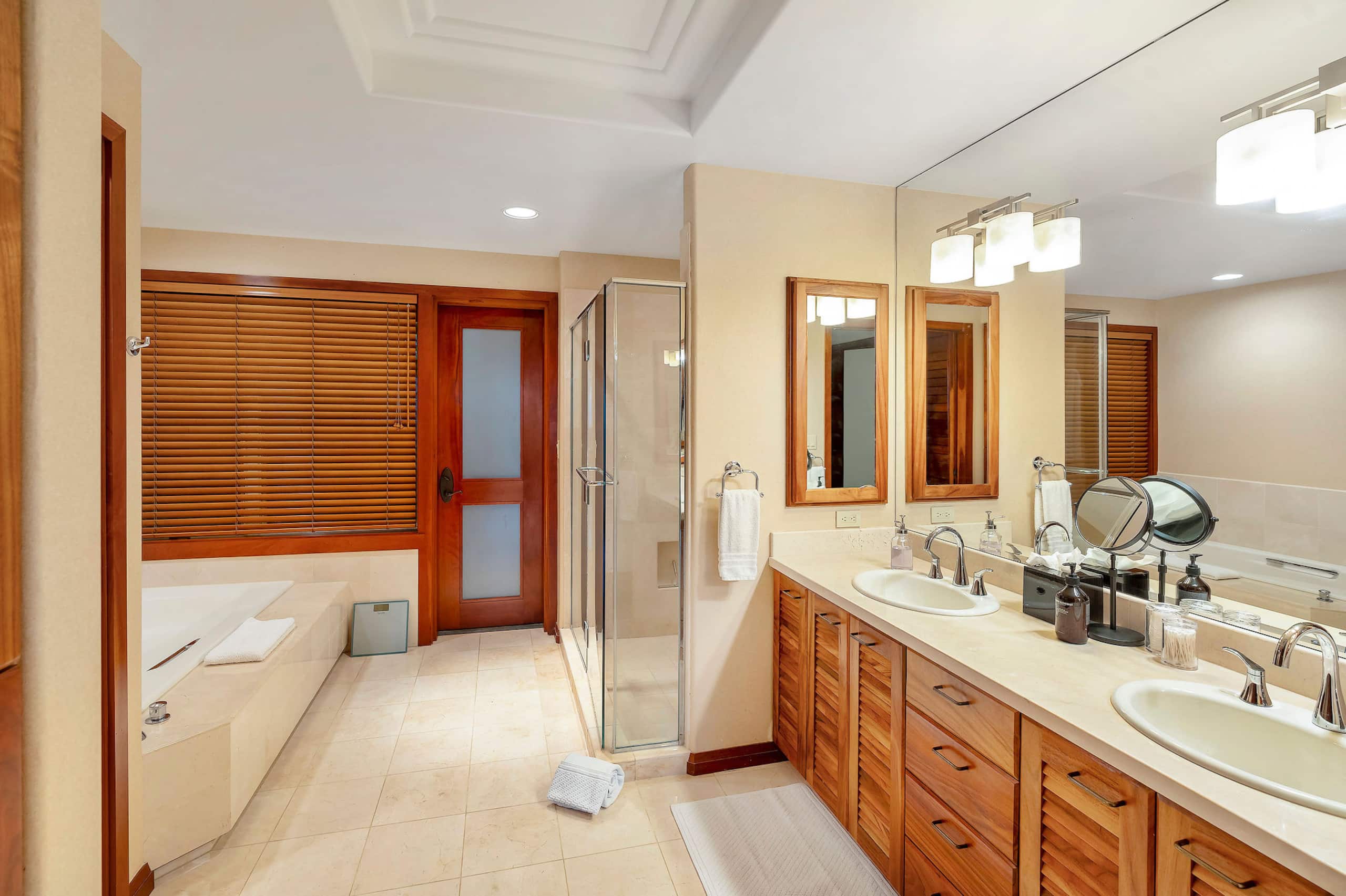 Villa in Kailua-Kona · ★5.0 · 2 bedrooms · 4 beds · 2 baths - Image 13