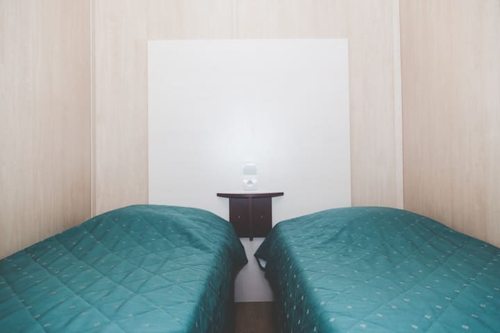 غرفة النوم 2