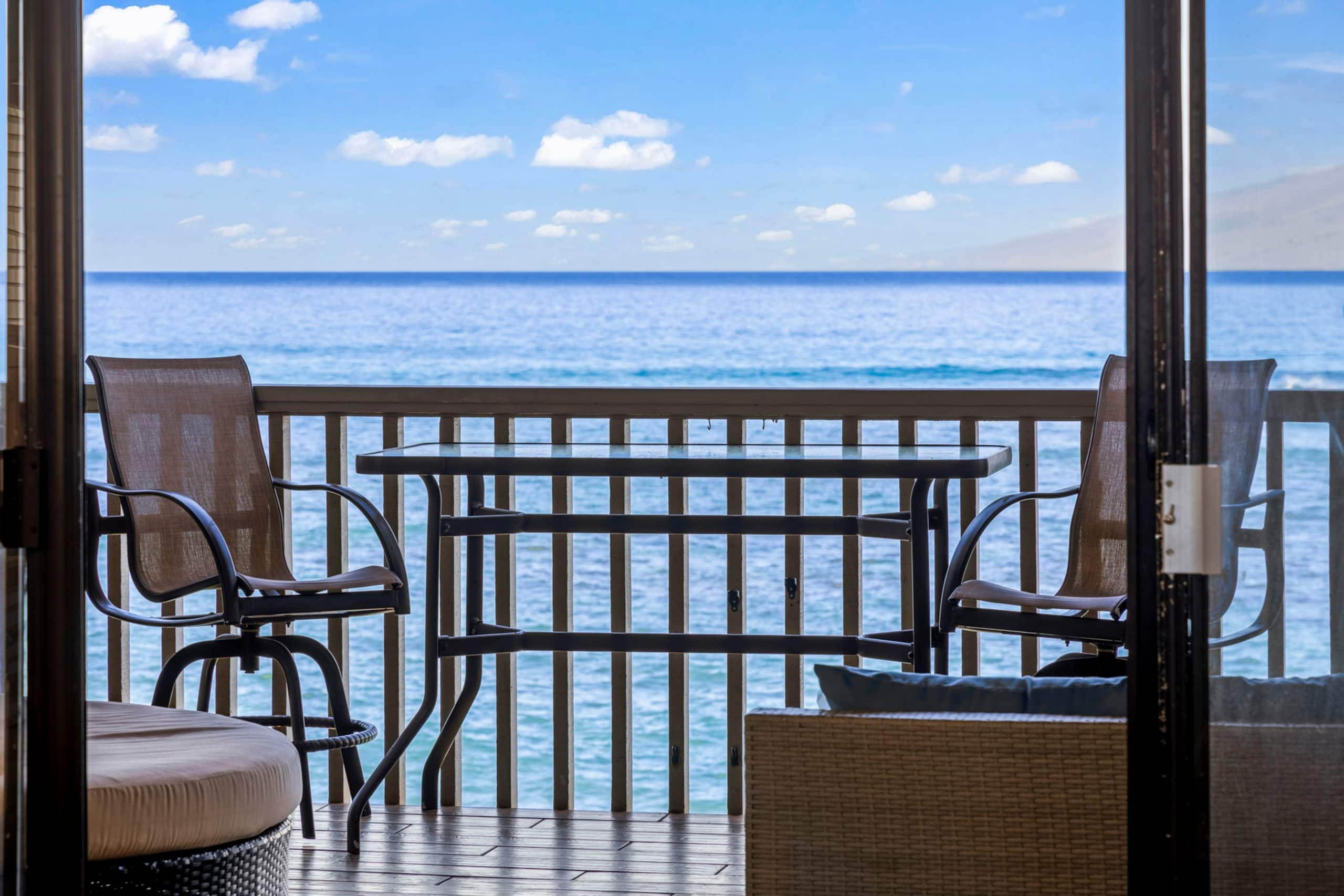 Condo in Lahaina · ★4.97 · 1 bedroom · 1 bed · 1 bath - Image 23