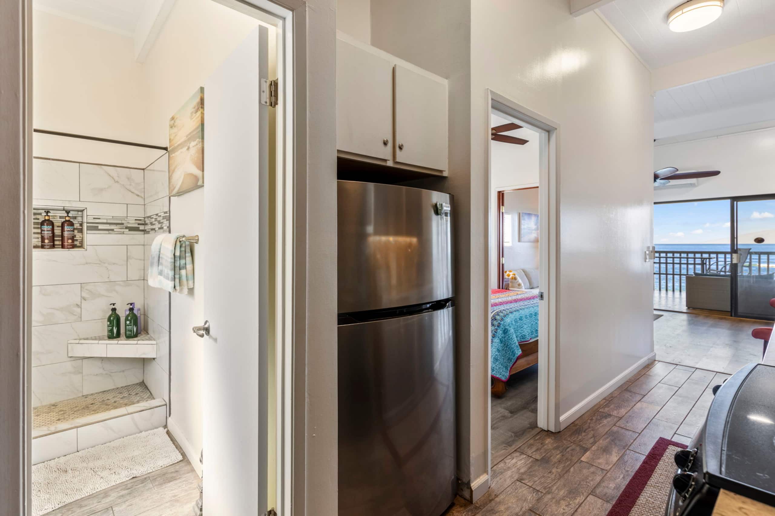 Condo in Lahaina · ★4.97 · 1 bedroom · 1 bed · 1 bath - Image 9