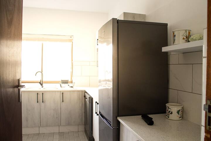 Spacious Luxury Flat Surfers Paradise gallery image 4