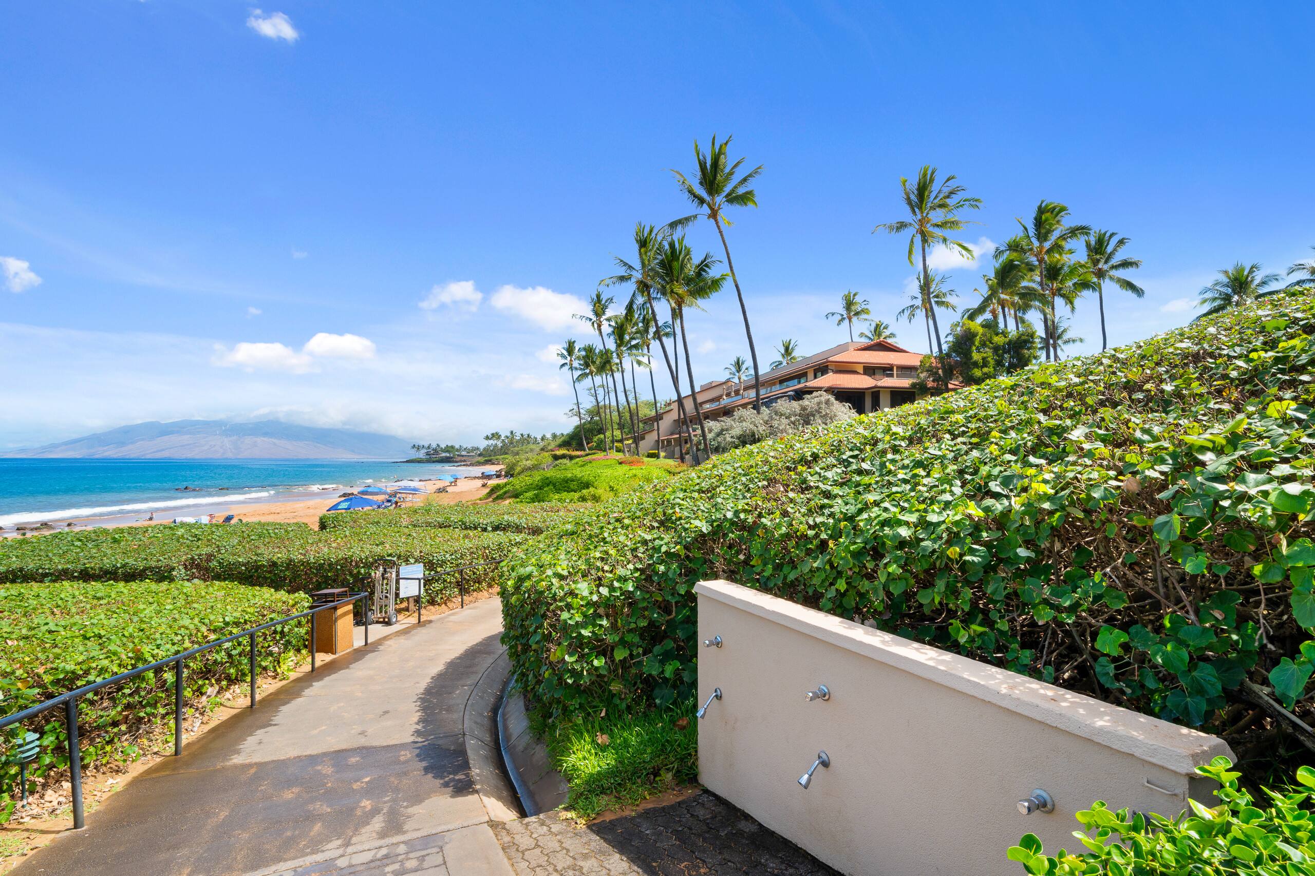Condo in Kihei · ★4.87 · 2 bedrooms · 3 beds · 2 baths - Image 36