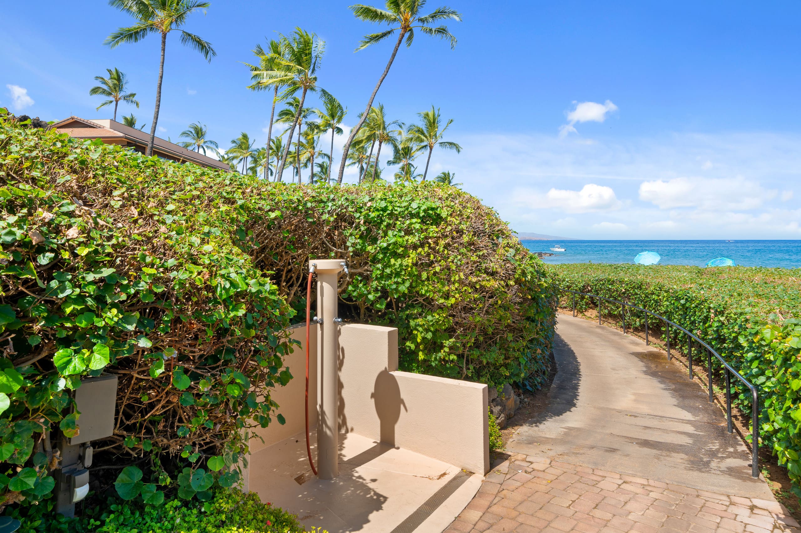 Condo in Kihei · ★4.87 · 2 bedrooms · 3 beds · 2 baths - Image 35