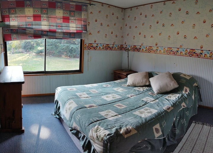 dormitorio matrimonial en primer piso con vista al norte 